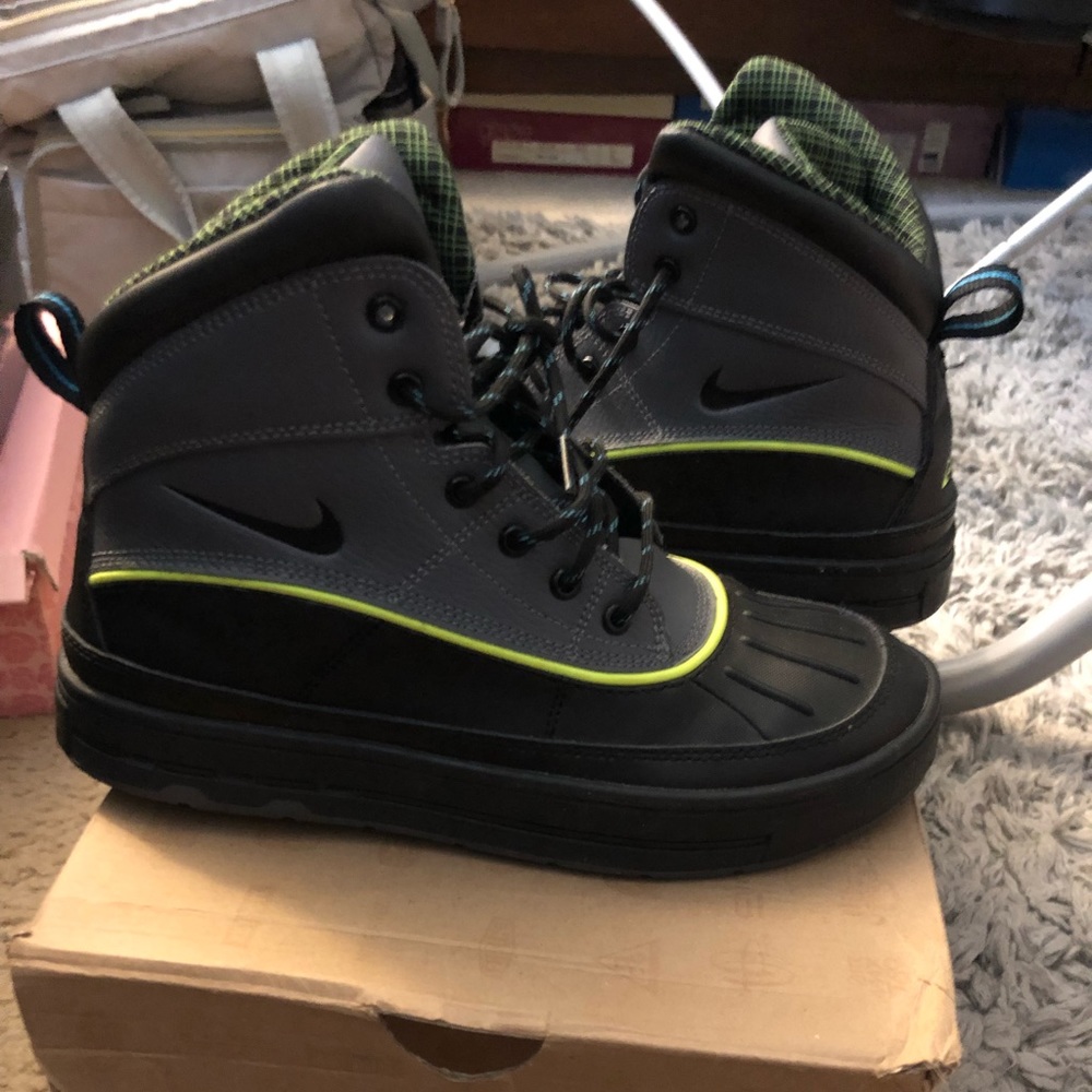 Nike boots
